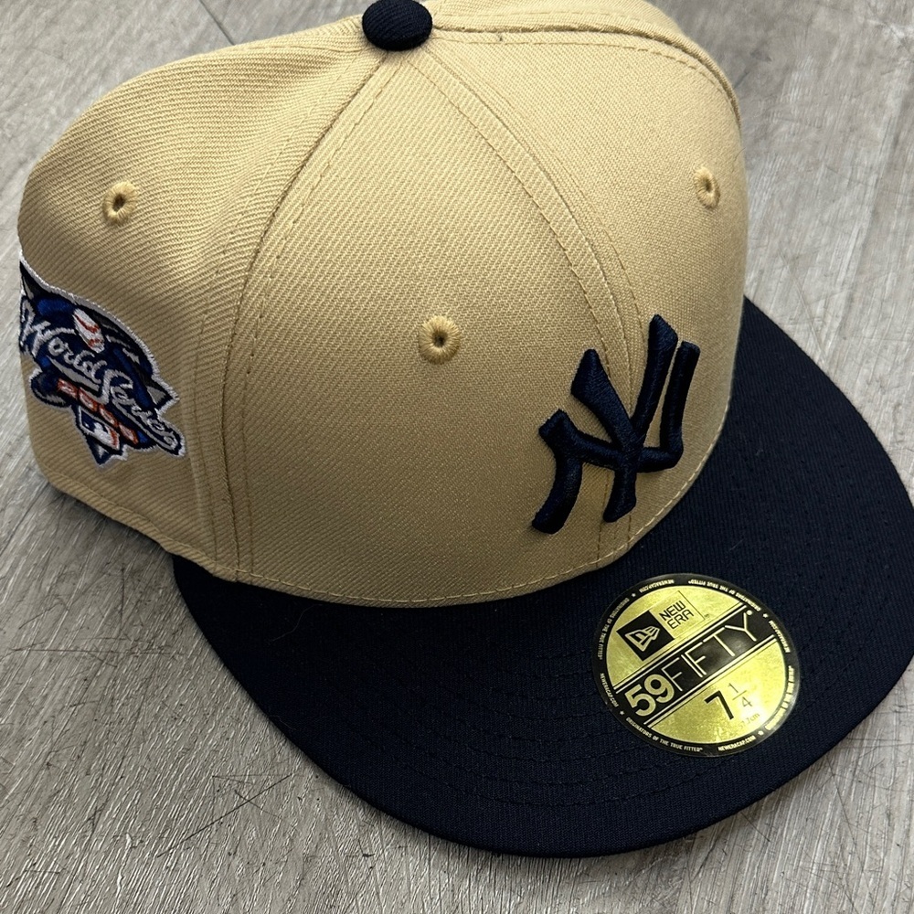 New Era Tan and Black 59FIFTY Cap